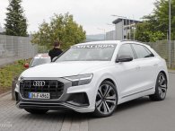 Audi SQ8 sẽ có cả động cơ xăng và diesel