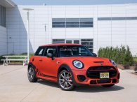 MINI vén màn bản đặc biệt Orange Edition siêu chảnh với tên cực dài