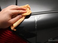 Tổng hợp các cách xử lý vết trứng vỡ trên xe ô tô