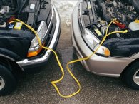 6 bước xử lý ắc quy ô tô hết điện cho xế mới