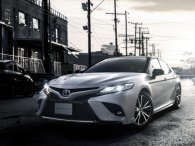 Toyota Camry Sport 2019 mở bán tại Nhật Bản, khách Việt mòn mỏi mong chờ