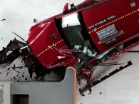 'Quân tử trả thù', Hyundai Kona 2018 sửa lỗi đạt chứng nhận an toàn tuyệt đỉnh