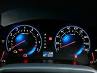 5 dấu hiệu nhận biết máy phát điện xe ô tô bị hỏng hóc