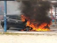 Mitsubishi Xpander bỗng nhiên cháy trơ khung tại Indonesia Mitsubishi Xpander bỗng nhiên cháy trơ khung tại Indonesia