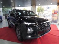 Cận cảnh Hyundai Santa Fe 2019 trưng bày tại đại lý