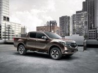Mẫu bán tải Mazda BT-50 bất ngờ giảm giá lên tới 35 triệu đồng Mẫu bán tải Mazda BT-50 bất ngờ giảm giá lên tới 35 triệu đồng