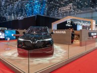 Mang VinFast Lux V8 về nước, hãng ô tô Việt phải tính đến những đối thủ này