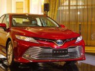 'Điểm mặt' các đối thủ nặng kí của Toyota Camry 2019