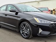 Cận cảnh chiếc Hyundai Elantra 2019 đã hoàn thiện tại nhà máy, chuẩn bị ra mắt