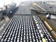 Sau Trung Quốc, Mỹ có thể tăng thuế với ngành xe hơi Châu Âu