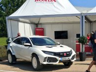 Ngắm diện mạo Honda Civic Type R nâng gầm off-road