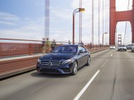 Mercedes-Benz E-Class 2020 Sedan có động cơ mạnh mẽ hơn
