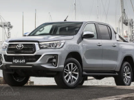 Toyota HiLux 2019 tăng giá chục triệu, bổ sung an toàn tại Úc