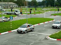 Bằng lái xe B1, B2, C, D, E, F là gì, lái được xe gì?