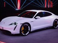 Porsche Taycan 2020 ra mắt chào giá từ 3,5 tỷ