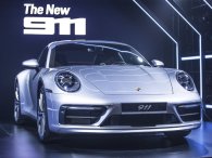 Porsche 911 thế hệ mới trình làng tại Việt Nam, giá khởi điểm 7,65 tỷ đồng