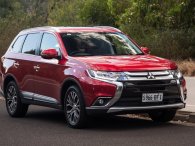 Top 5 mẫu xe SUV 7 chỗ bán chạy nhất tháng 11: Toyota Fortuner vững vàng ngôi vị số 1