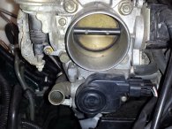 Hệ thống chân không và rò rỉ chân không trên ô tô là gì?