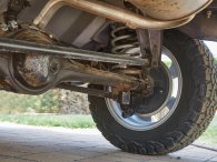 Ô tô bị rò rỉ dầu vi sai và cách khắc phục