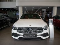 Lô xe Mercedes-Benz GLC 300 4Matic 2020 đầu tiên vừa về Việt Nam đã...'cháy hàng'