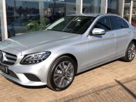 Mercedes-Benz C 180 2020 sắp ra mắt, giá mềm hơn, quyết giành thị phần của Toyota Camry Mercedes-Benz C 180 2020 sắp ra mắt, giá mềm hơn, quyết giành thị phần của Toyota Camry