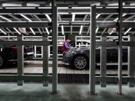 Trang bị Hyundai cạn kiệt do virus Corona