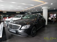 Mercedes-Benz C 200 Exclusive 2020 đã về đến đại lý, giá hơn 1,7 tỷ đồng Mercedes-Benz C 200 Exclusive 2020 đã về đến đại lý, giá hơn 1,7 tỷ đồng