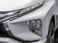 Giá lăn bánh Mitsubishi Xpander 2020 bản AT, MT nâng cấp mới 