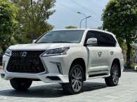 Chiêm ngưỡng xe Lexus LX 570 dù đã gần 5 năm tuổi vẫn có giá 'ngang một chung cư cao cấp'