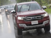 10 mẹo lái xe an toàn trong thời tiết mưa gió 10 mẹo lái xe an toàn trong thời tiết mưa gió