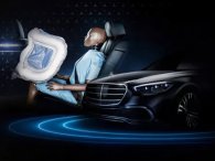 Chơi trội, Mercedes-Benz S-Class 2021 gắn thêm túi khí cho ghế sau Chơi trội, Mercedes-Benz S-Class 2021 gắn thêm túi khí cho ghế sau