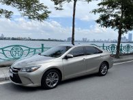 Đi 5 năm, Toyota Camry nhập Mỹ bán lại ngang xe mới nhập Thái Đi 5 năm, Toyota Camry nhập Mỹ bán lại ngang xe mới nhập Thái