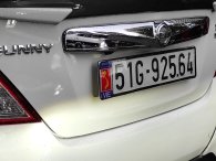 4 vị trí trong ô tô không nên trang trí