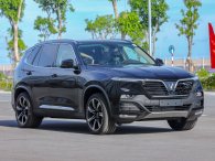 VinFast công bố bảng giá mới đã khấu trừ ưu đãi: Giá lăn bánh giảm cả trăm triệu