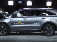 Kia Sorento 2021 đạt điểm an toàn cao nhất nhờ 1 trang bị quan trọng Kia Sorento 2021 đạt điểm an toàn cao nhất nhờ 1 trang bị quan trọng