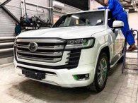 Phiên bản 'hiếm' Toyota Land Cruiser GR Sport 2022 lần đầu lộ diện