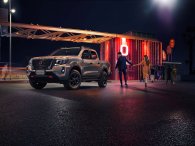 Nissan Navara 2021 chính thức ra mắt Việt Nam, 4 phiên bản, giá cao nhất 945 triệu đồng