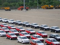 Ô tô nhập khẩu đổ bộ thị trường Việt, giá rẻ nhất chưa đến 300 triệu đồng