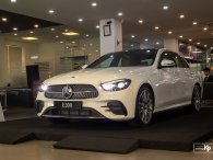 Rẻ hơn BMW 530i M-Sport 300 triệu đồng, Mercedes-Benz E300 AMG 2021 có gì hấp dẫn?