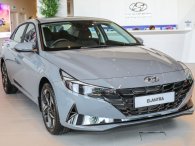 Ngắm Hyundai Elantra 2021 'bằng xương, bằng thịt' tại đại lý, đối thủ lớn của Cerato, Mazda 3