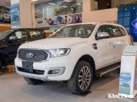 Ford Everest tại đại lý giảm sốc 100 triệu, buộc Fortuner phải hạ giá kéo khách