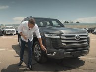 Người đầu tiên 'bóc tem' Toyota Land Cruiser 2022: Quá nhiều điểm mới bất ngờ Người đầu tiên 'bóc tem' Toyota Land Cruiser 2022: Quá nhiều điểm mới bất ngờ