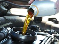 Làm sao để chọn đúng loại dầu nhớt cho ô tô của bạn?