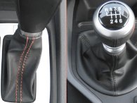 Dành cho tài mới: Mua xe lần đầu, nên mua xe số sàn hay tự động? 