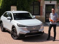 'Bóc tem' Honda HR-V 2022 ngoài đời thực: 'Lột xác' để thách thức Kia Seltos