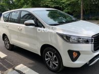 Chạy gần 1 năm, Toyota Innova có giá rẻ bất ngờ