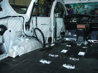 Cách khắc phục tiếng ồn trong khoang lái ô tô hiệu quả Cách khắc phục tiếng ồn trong khoang lái ô tô hiệu quả