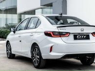 Honda City giảm giá sâu trong tháng 9, quyết đấu Toyota Vios