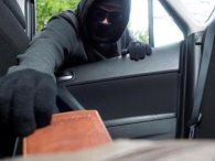 5 món đồ hay bị trộm nhất trên xe ô tô và cách phòng tránh