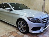 Mới chạy hơn 1 vạn, Mercedes-Benz C 300 AMG vẫn bán lỗ hơn 800 triệu Mới chạy hơn 1 vạn, Mercedes-Benz C 300 AMG vẫn bán lỗ hơn 800 triệu
